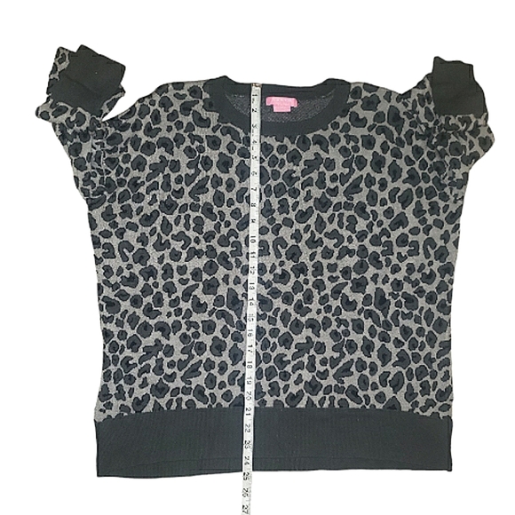 Isaac Mizrahi Crew Neck Leopard Print Ribbed Pullover Knit Sweater Gray Black XL - Picture 13 of 16